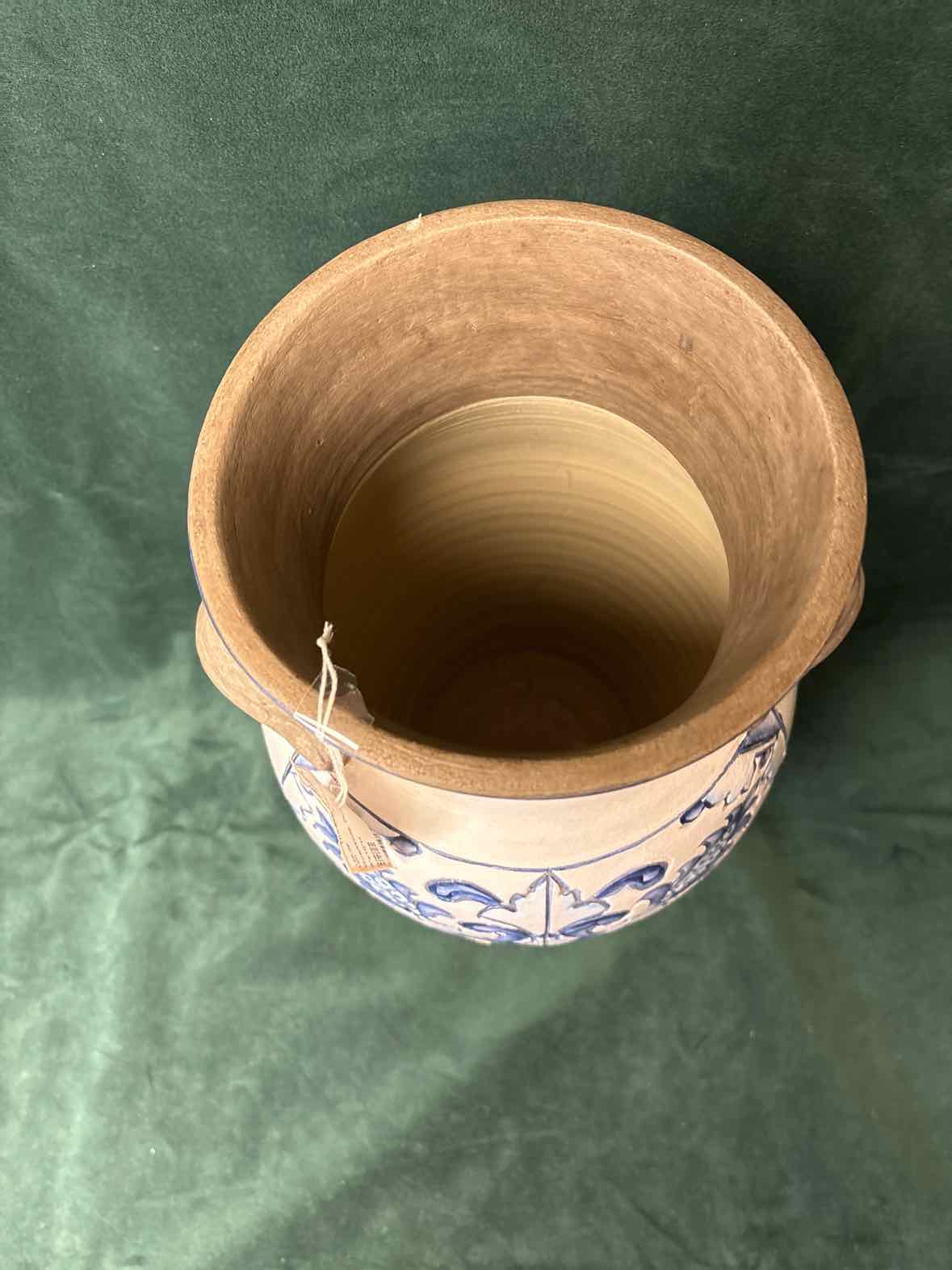 Urn