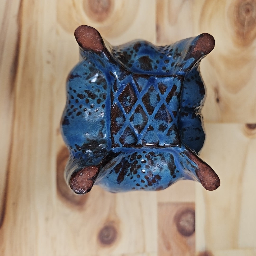 Cache Pot