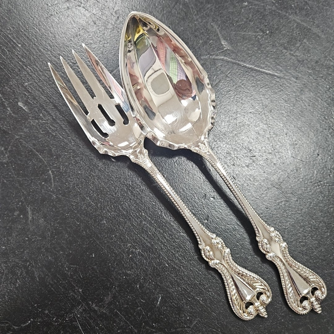 Towle Serving Piece
