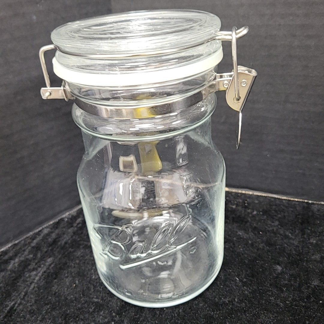 Ball Canister