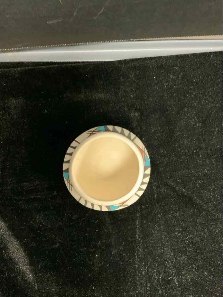 Cache Pot