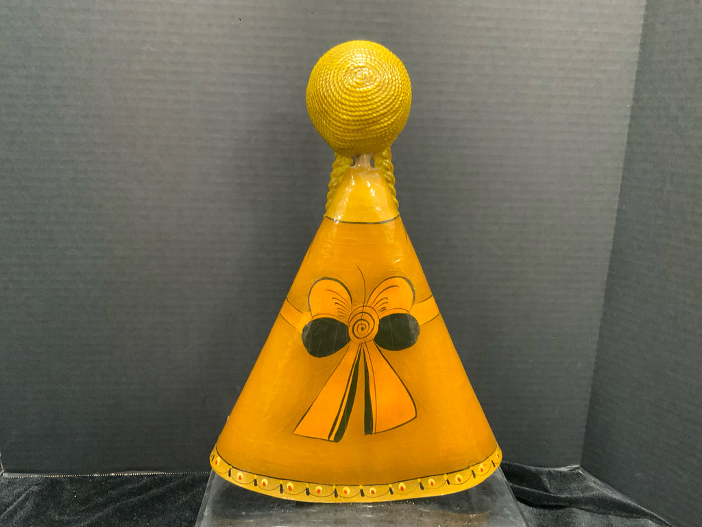 Sermel Figurine