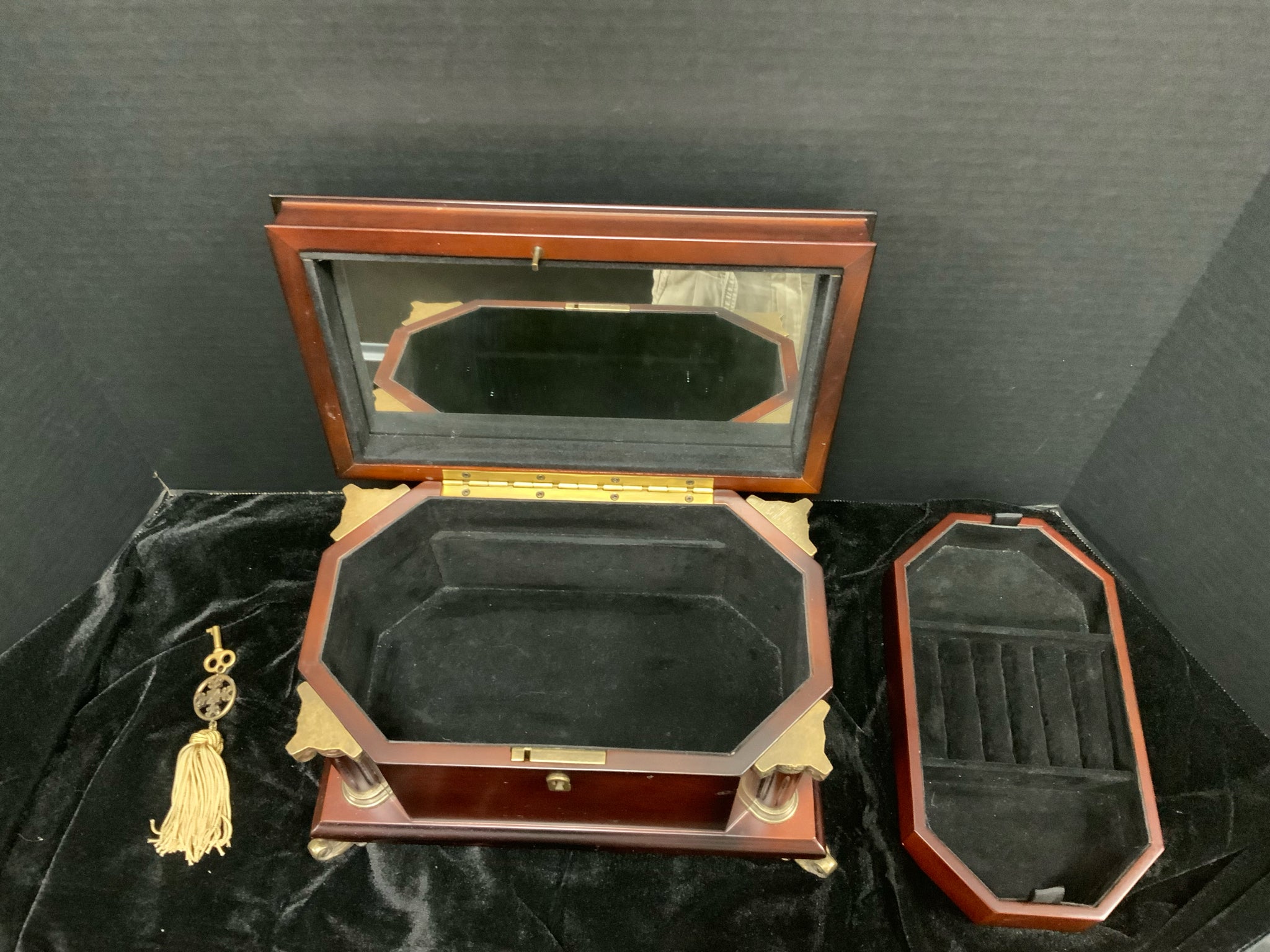 Bombay Jewelry Box