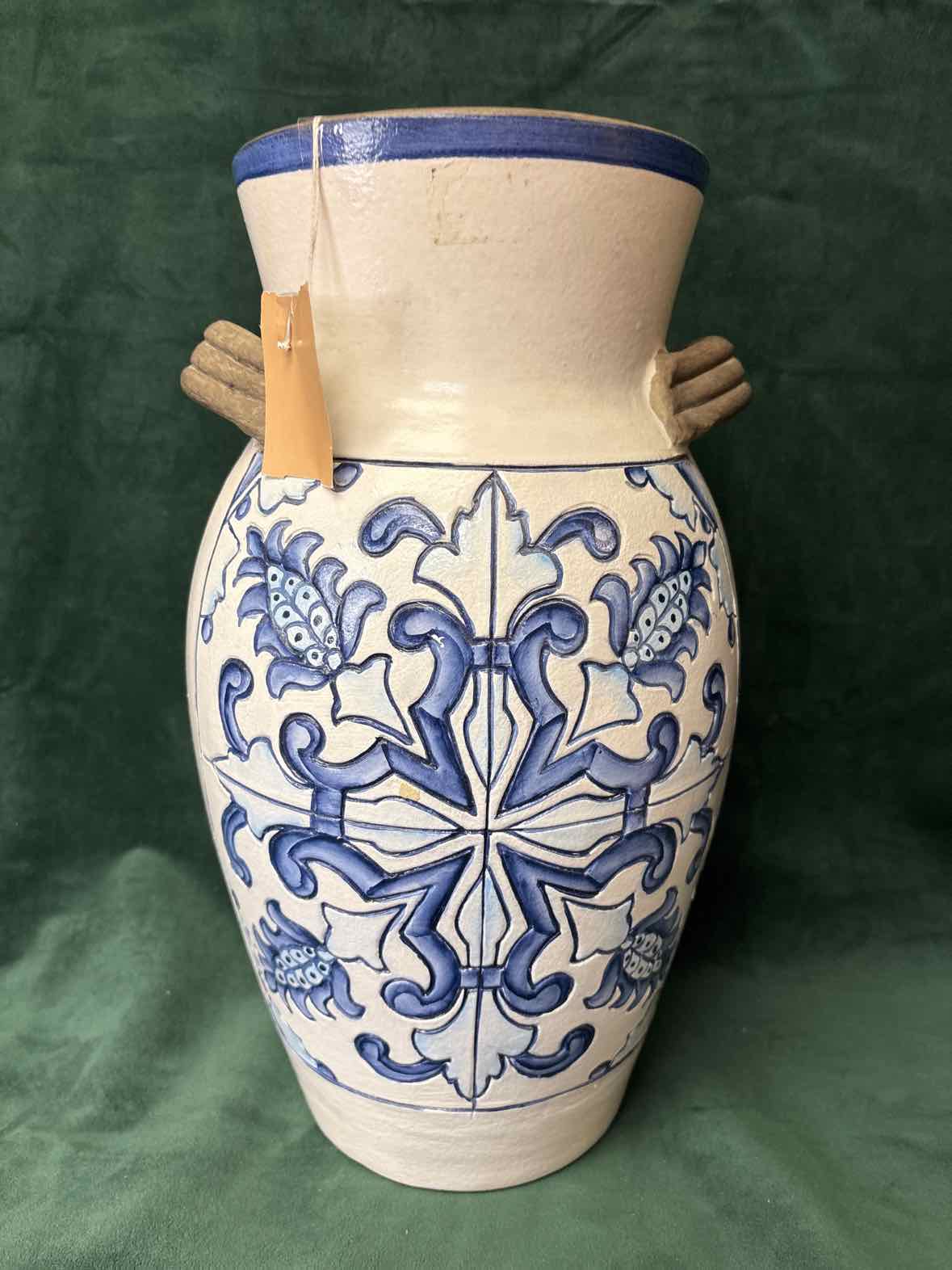 Urn