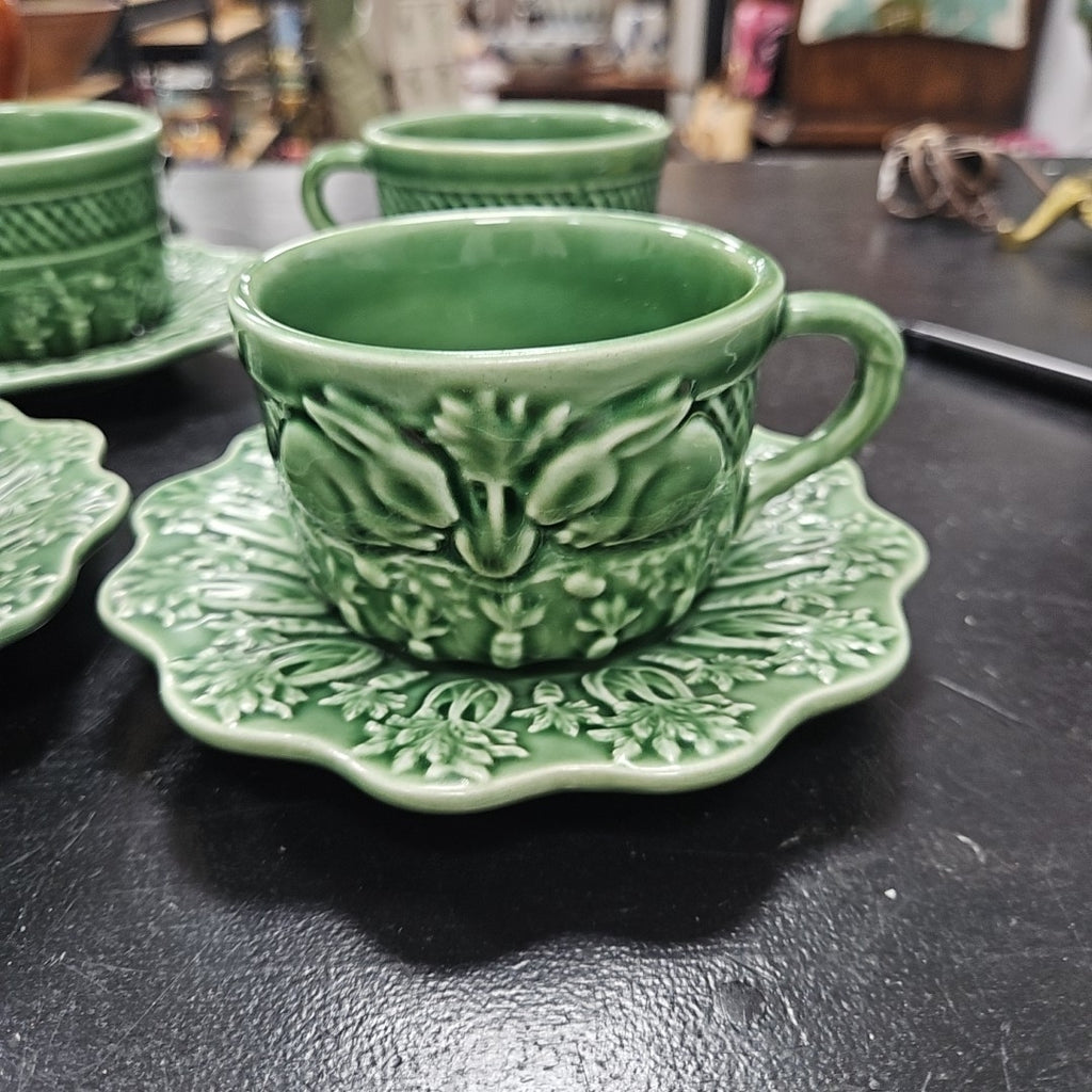 Bordallo Pinheiro Teacup/Saucer