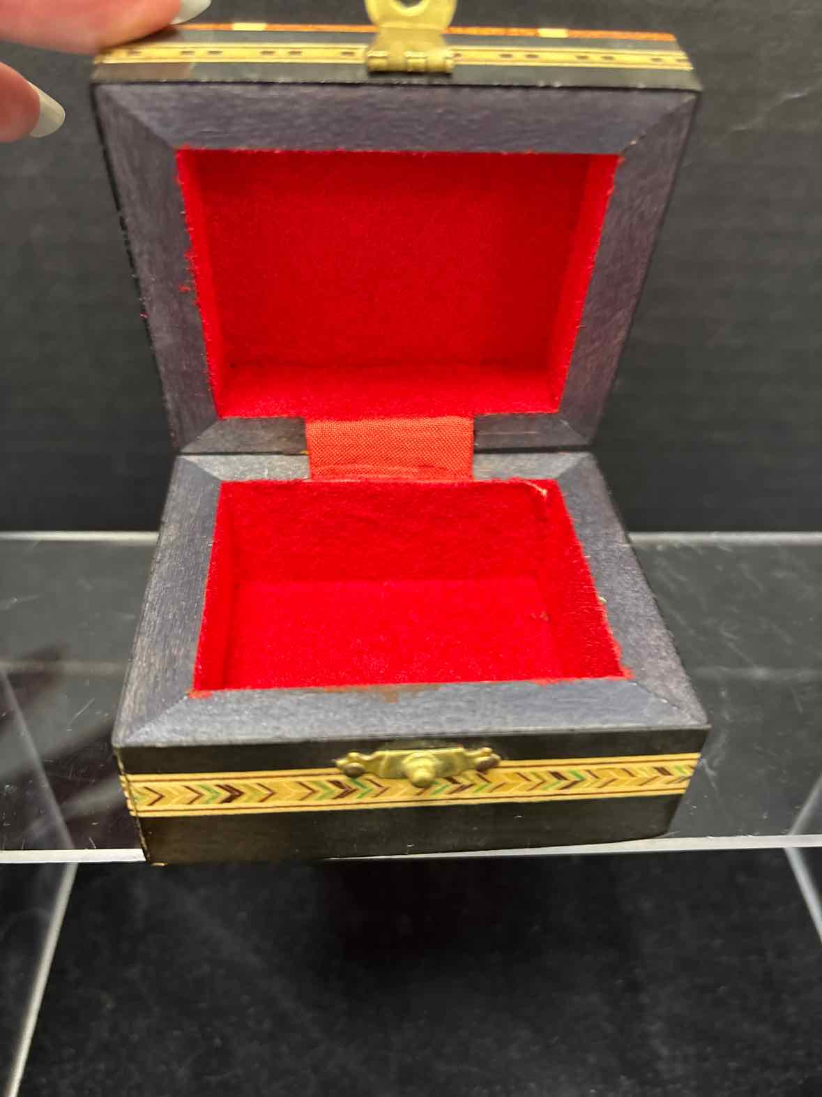 Hinged Box