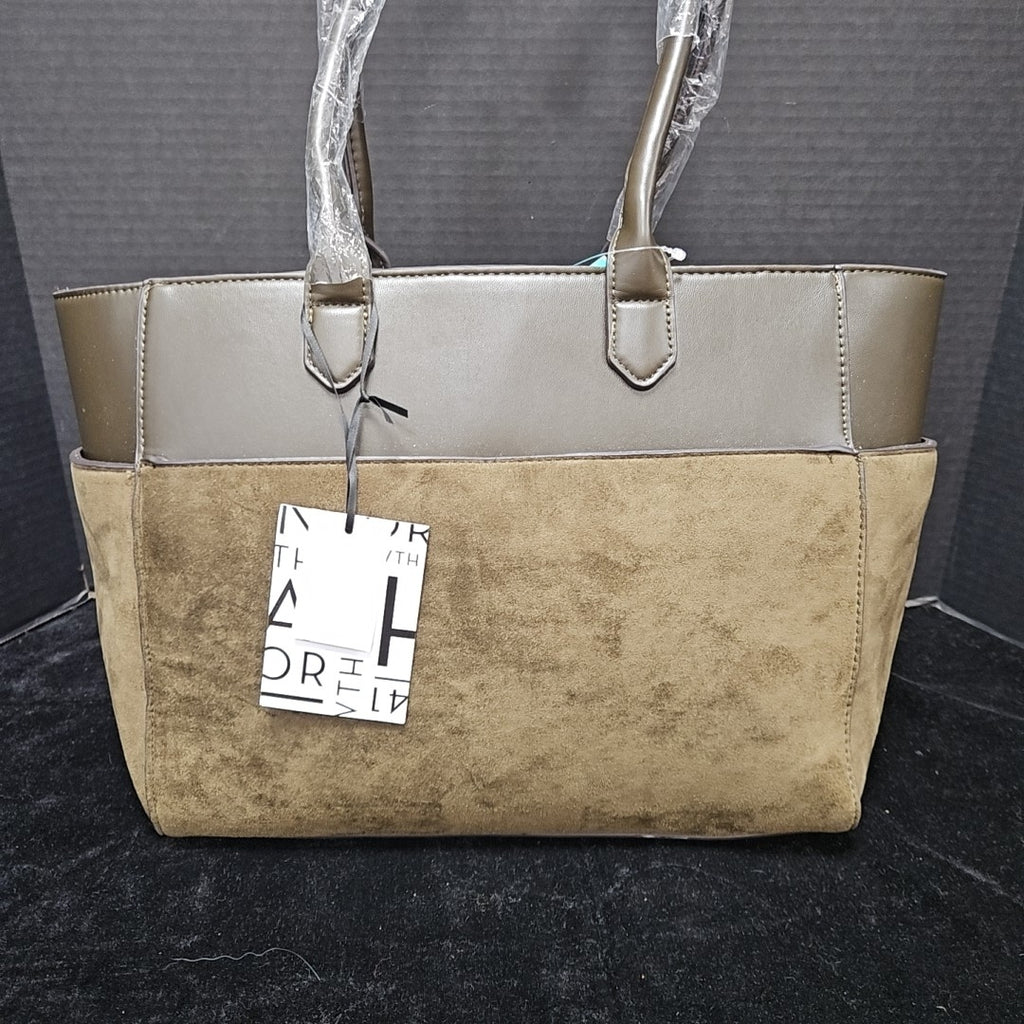 41 Hawthorne Handbag