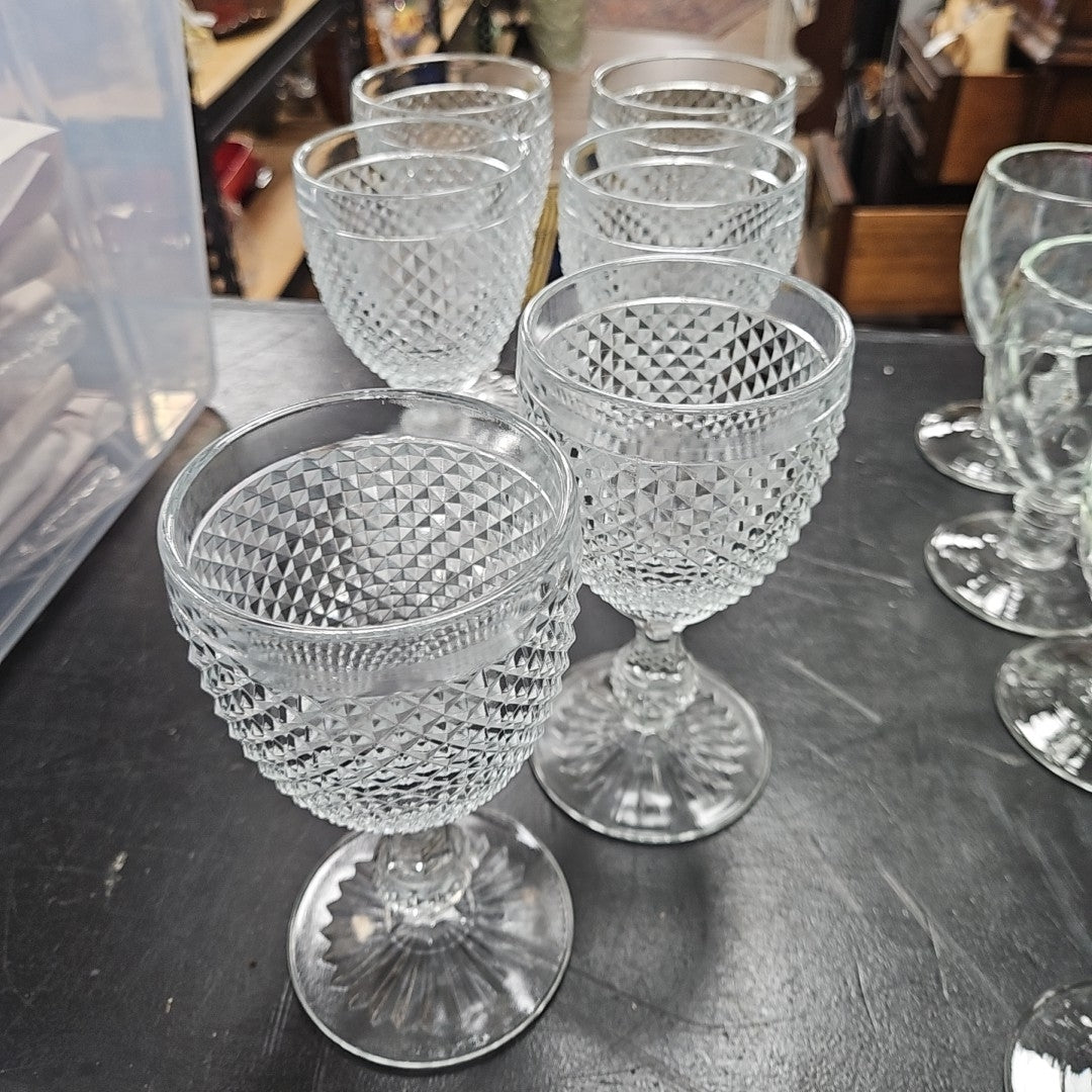 Vista Alegre Wine Glass