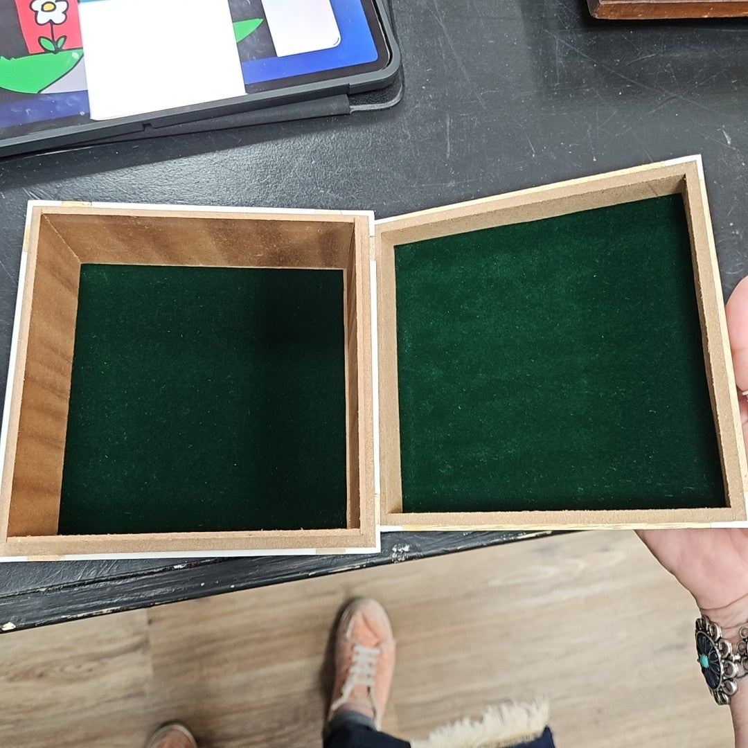 Lidded Box