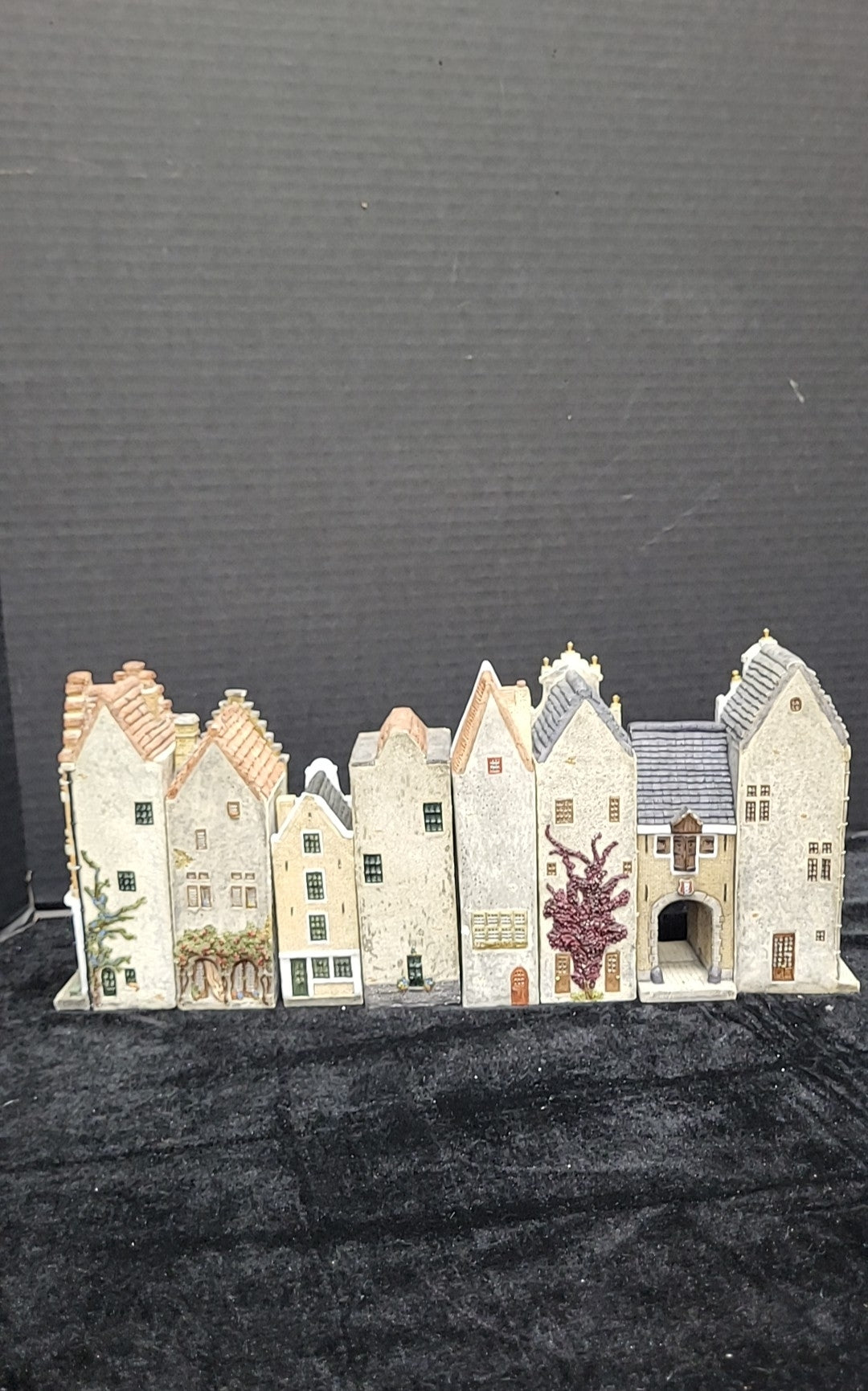 Wonderworld Figurine