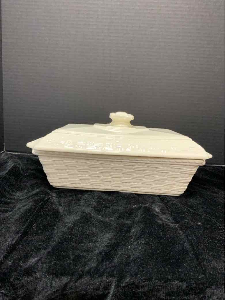 Belleek Covered Casserole