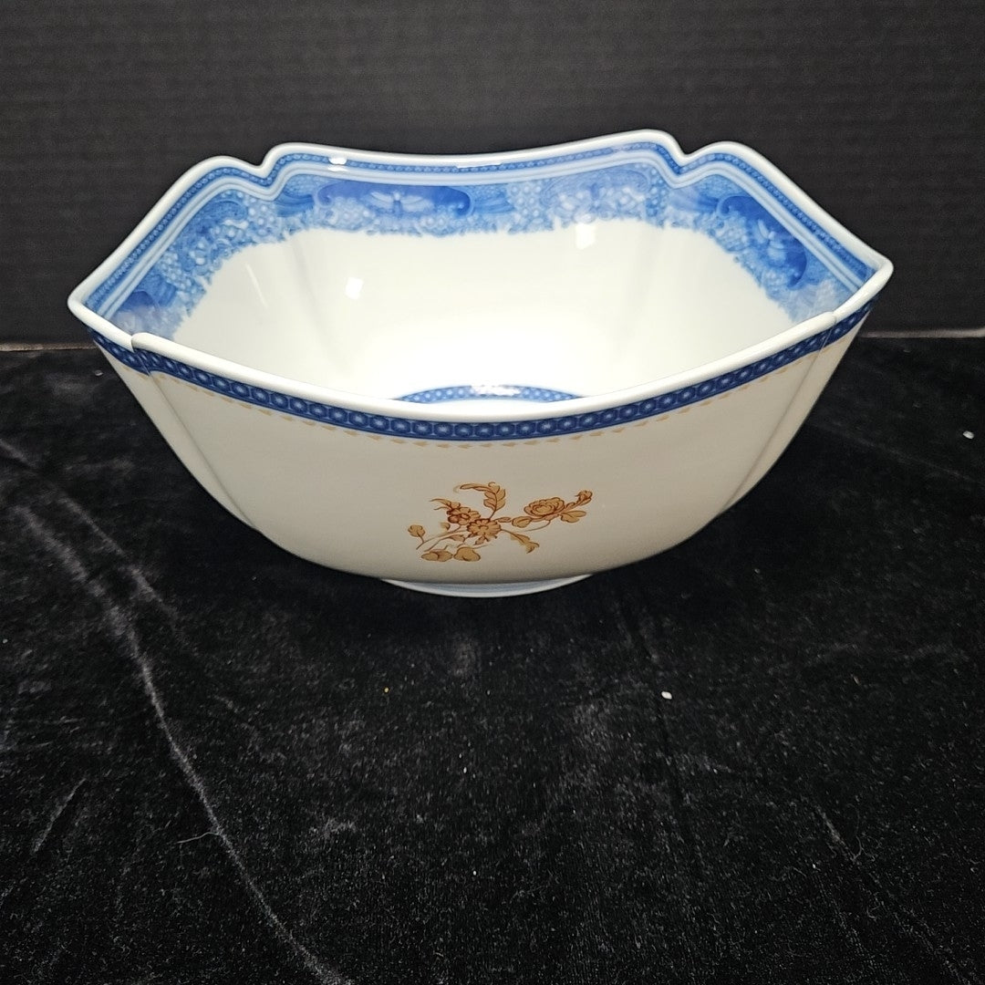 Mottahedeh Bowl