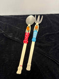 Pyones Salad Servers