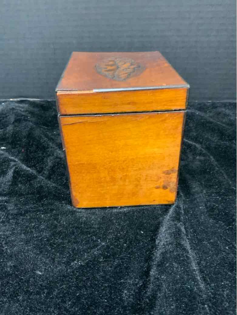 Hinged Box