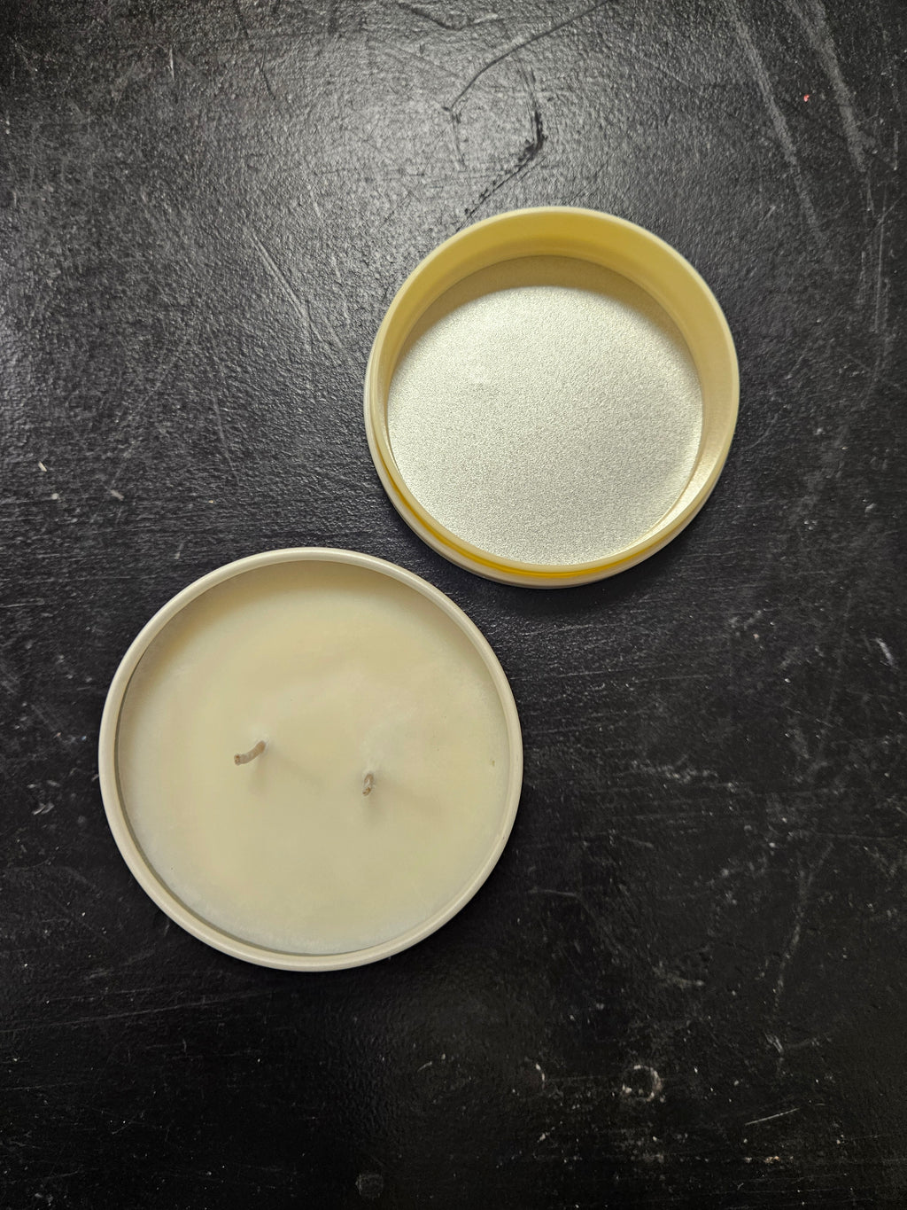 Linnea Candle