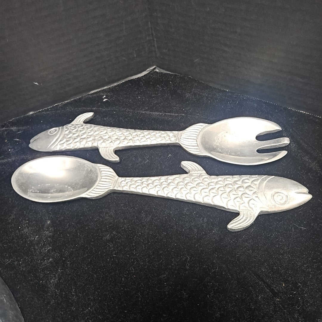 Mariposa Salad Bowl w/ Servers