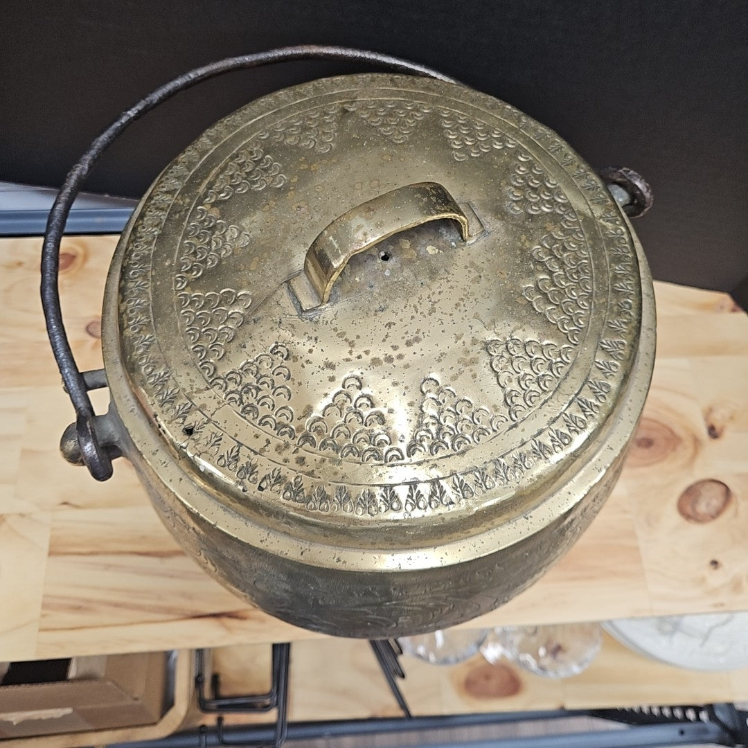 Lidded Pot