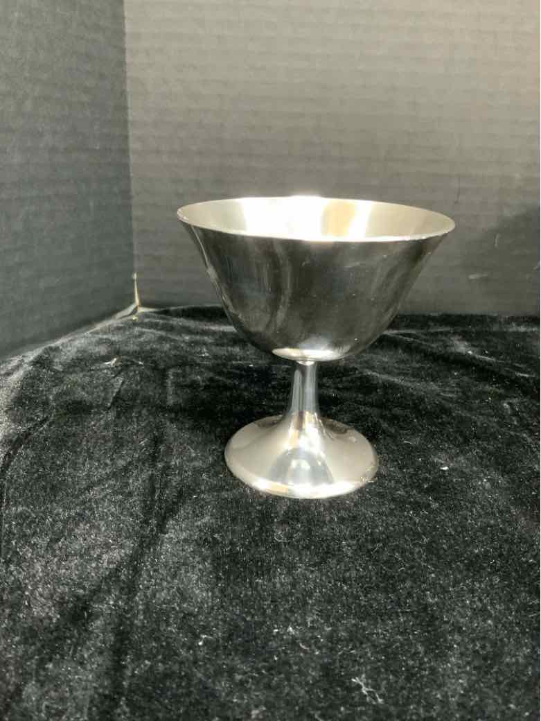 Manchester Champagne Coupe