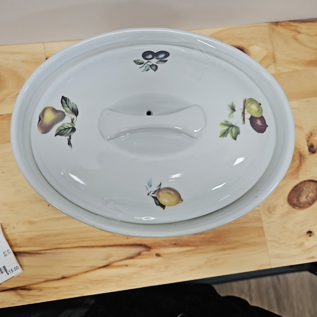 Cordon Bleu Lidded Casserole