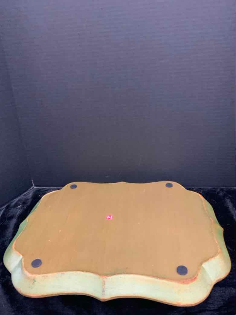 Tray