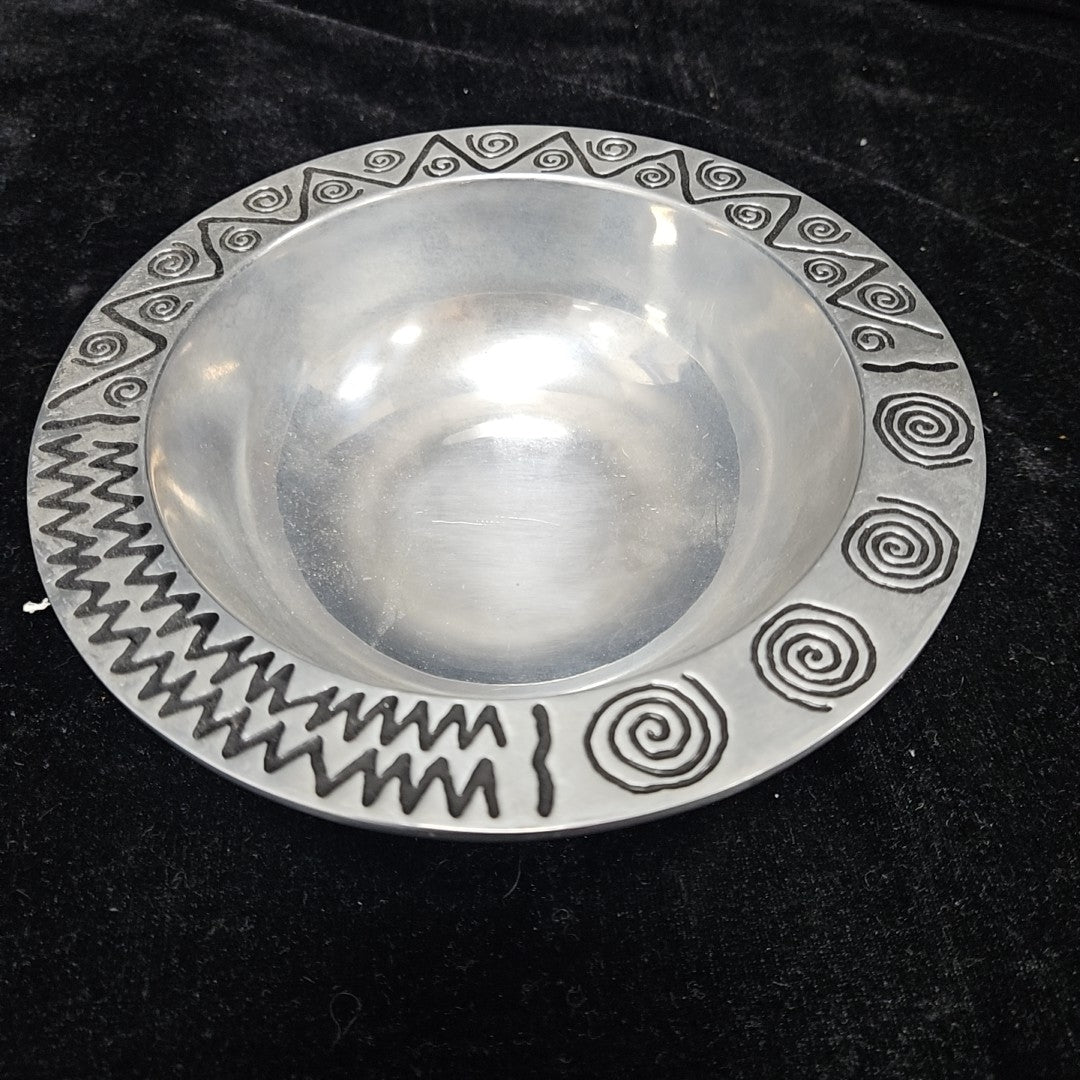 Wilton Armetale Dipping Bowl