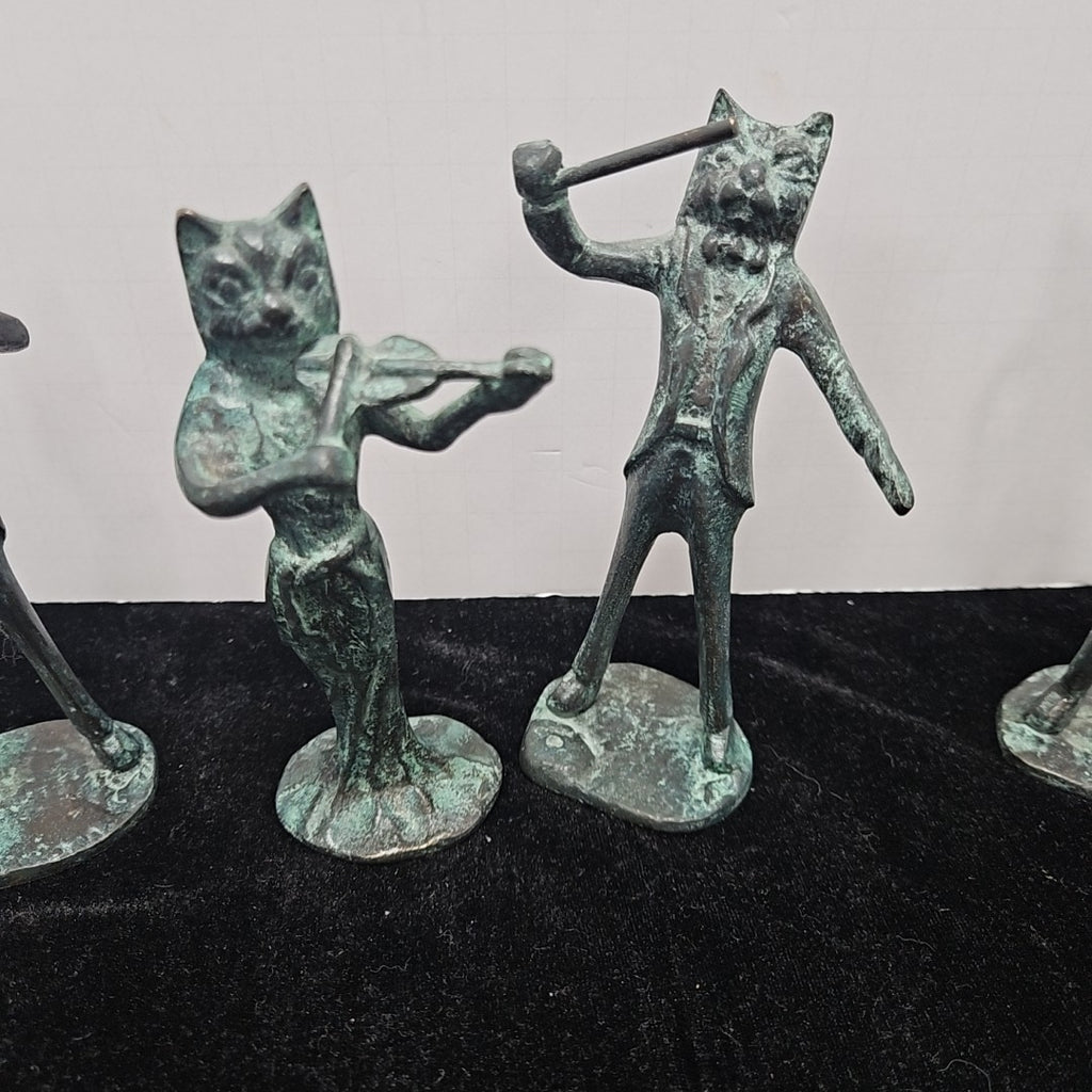 Figurine