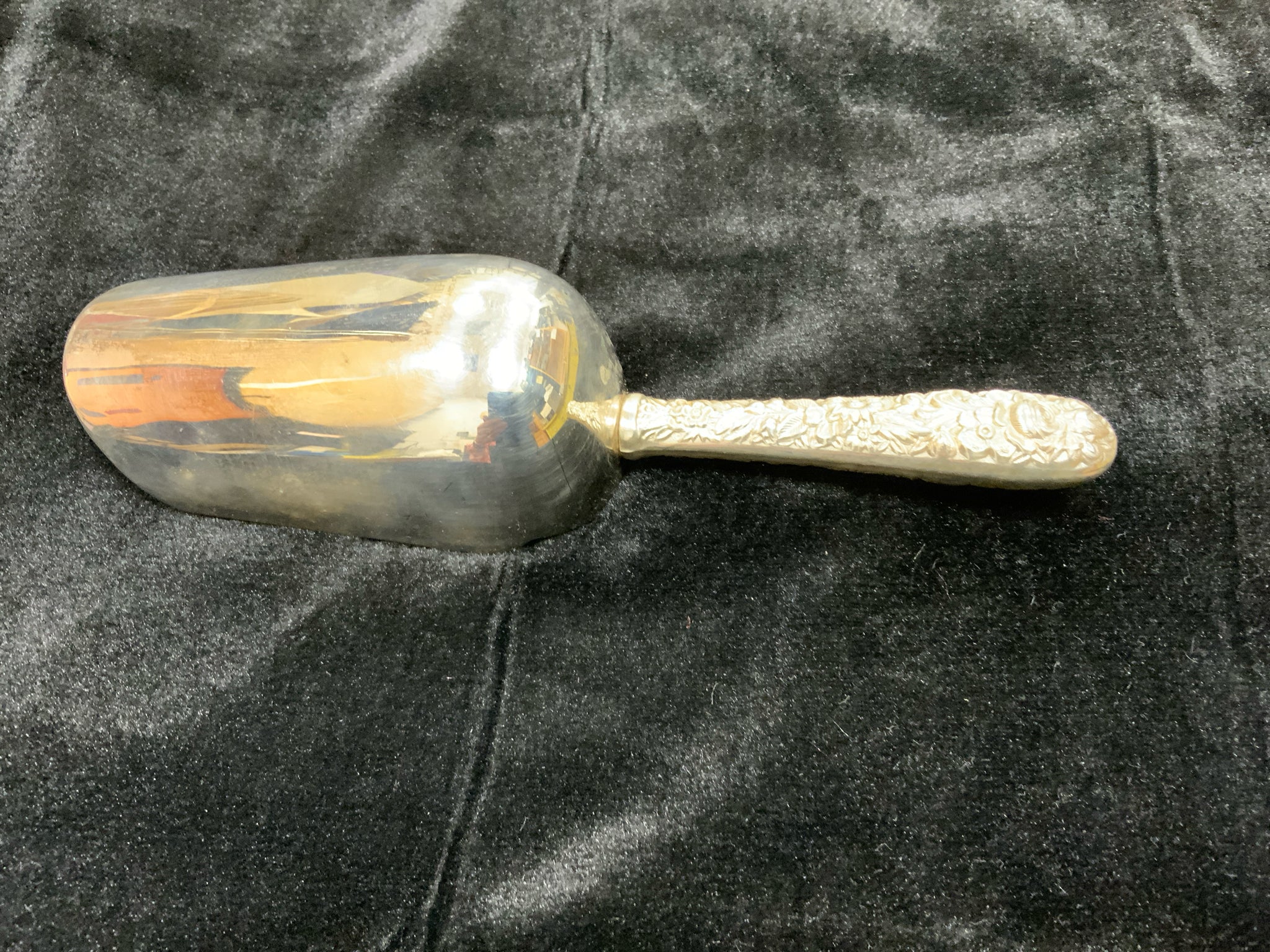 Kirk Stieff Ice Scoop