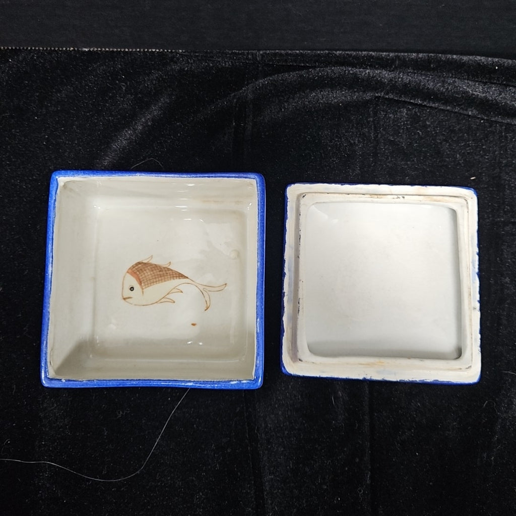Home Art Lidded Box