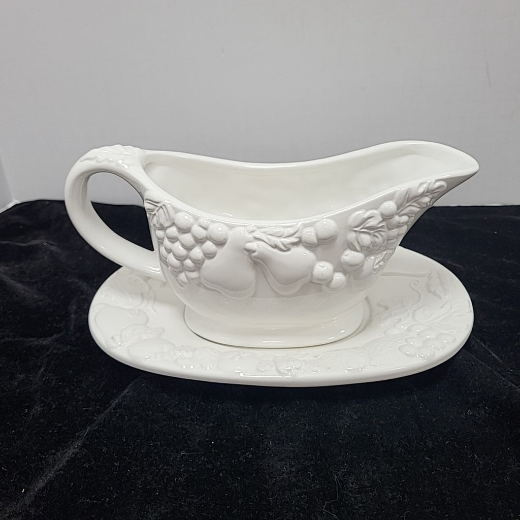 Gibson Gravy Boat