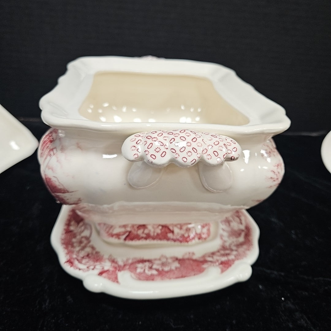 Tureen