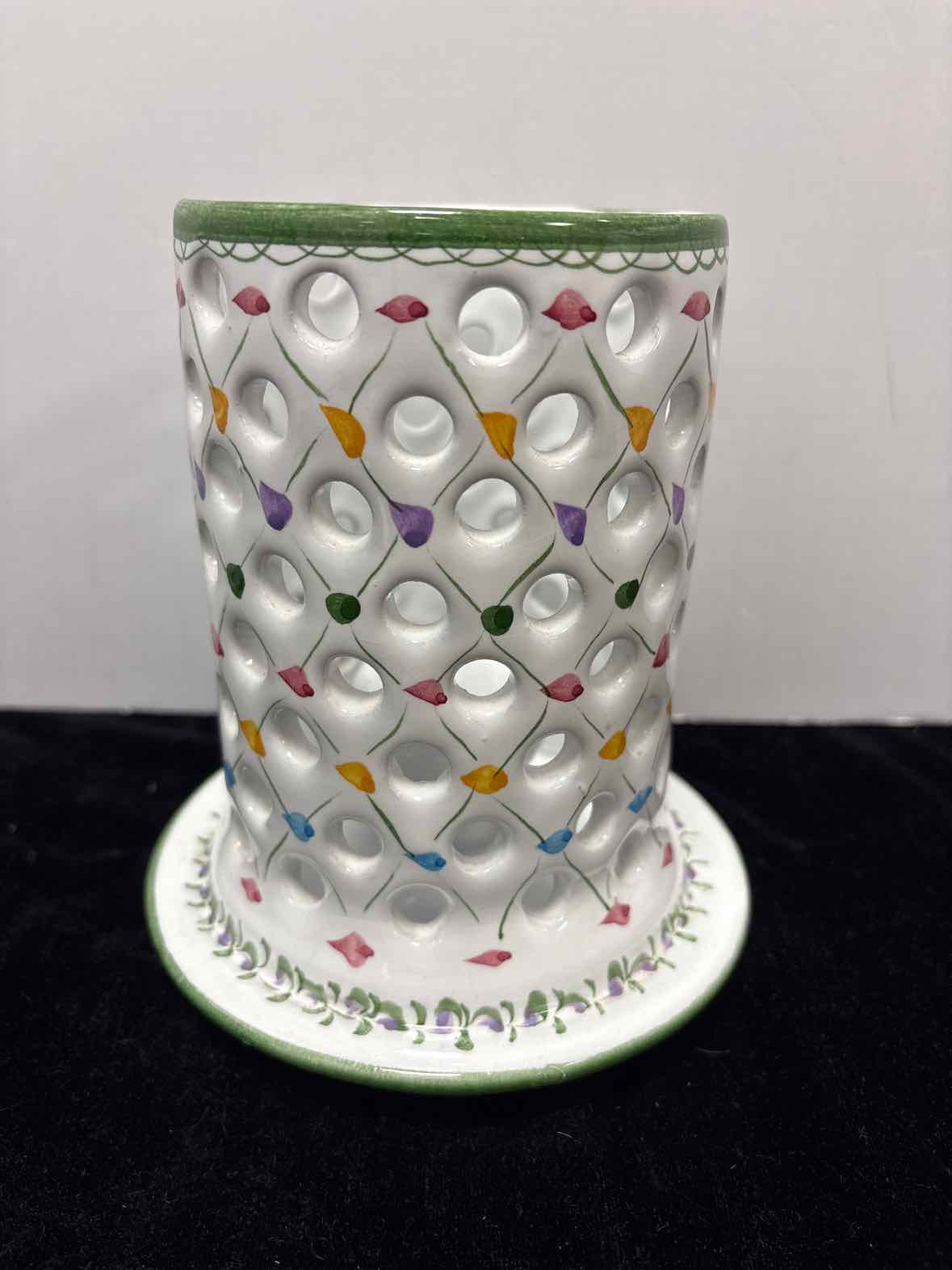 R.C. & Cal de Juncal Candle Holder