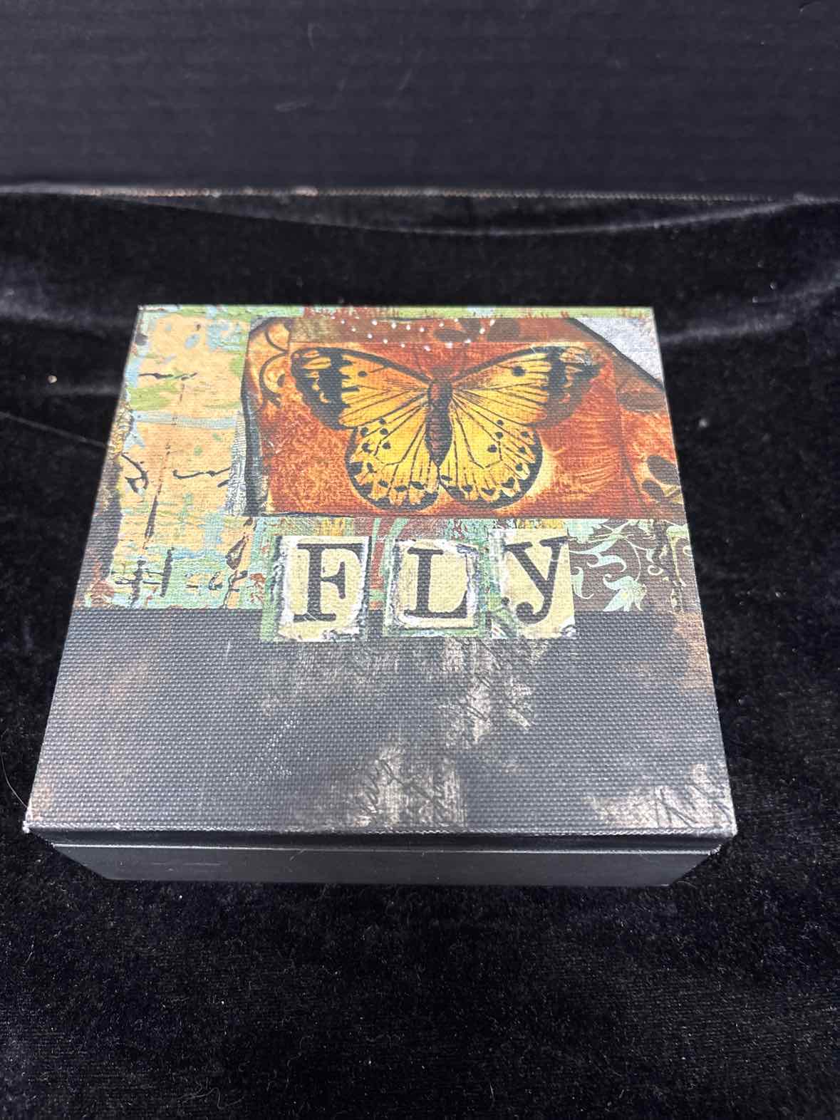 Kelly Rae Roberts Tarot Cards