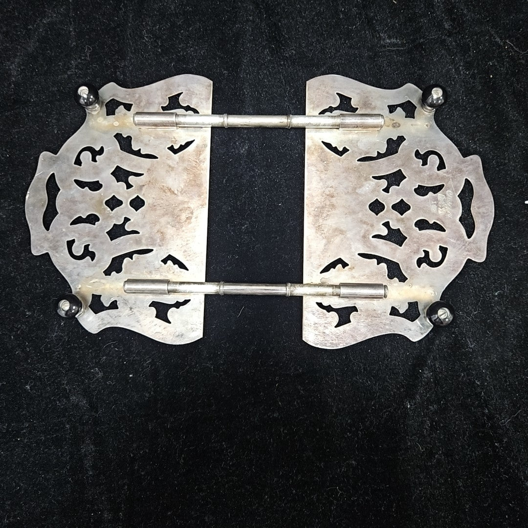 Crescent Trivet