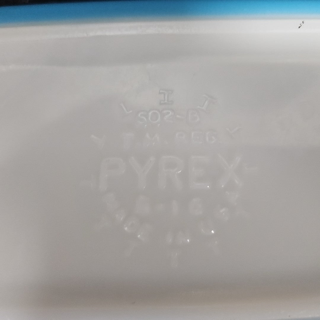 Pyrex Baker