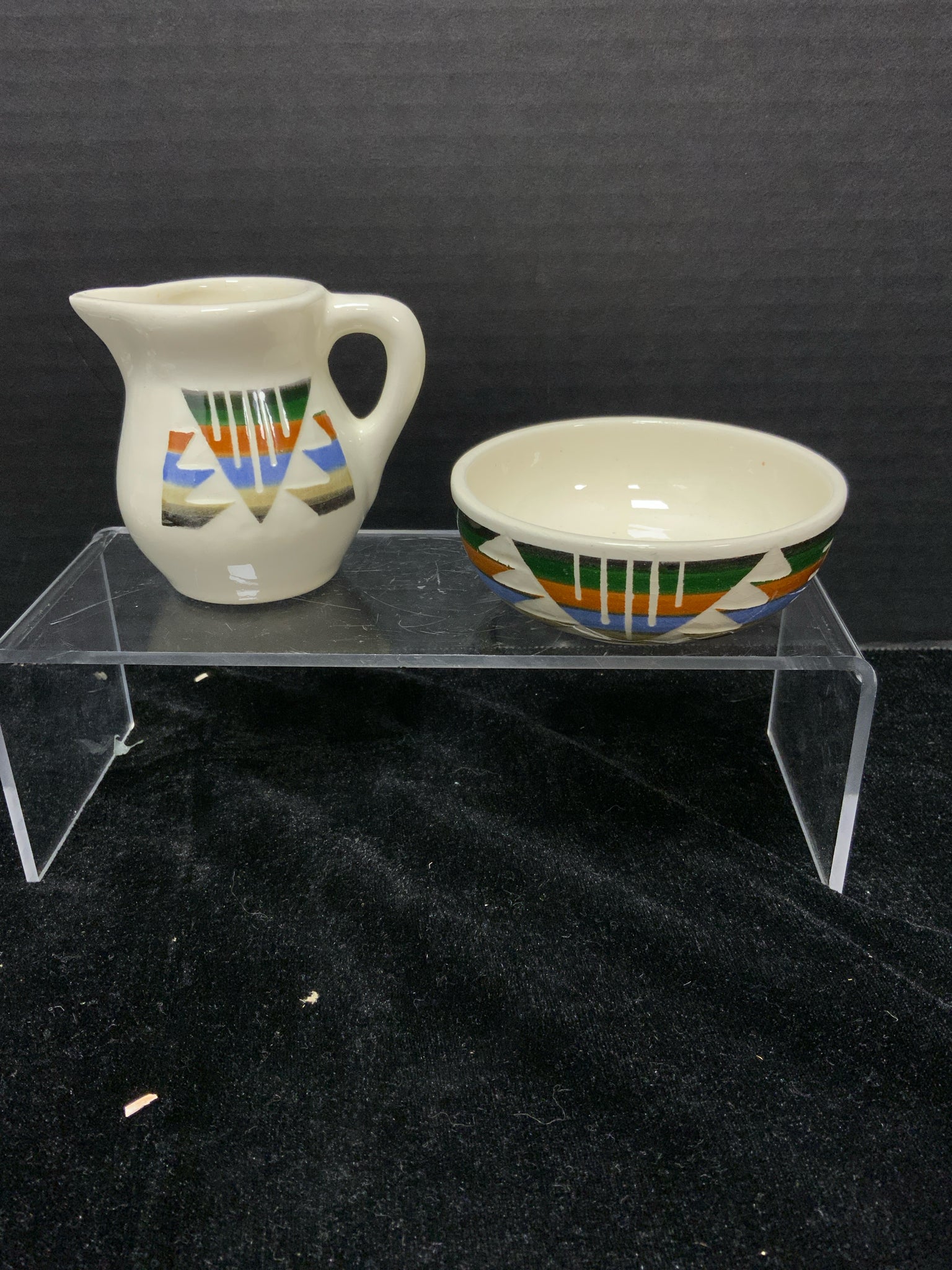Pitcher w/ Bowl
