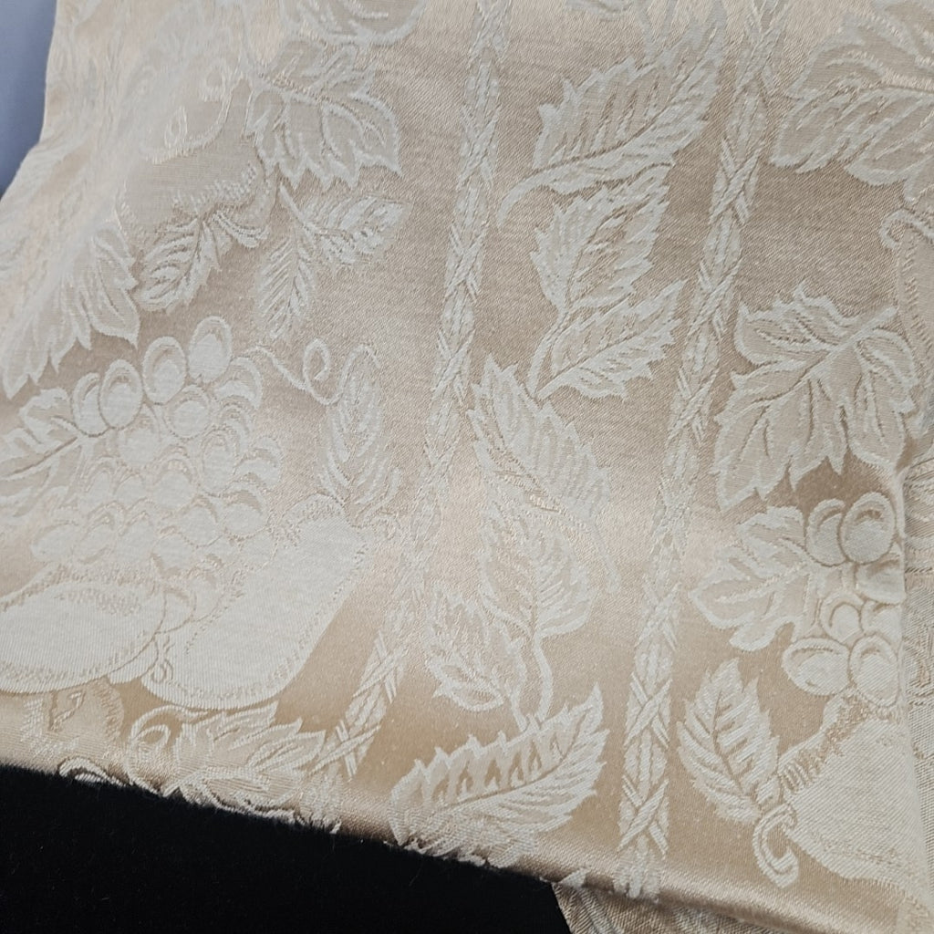 Tablecloth