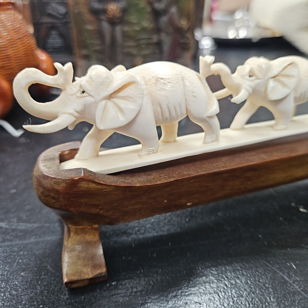 Figurine