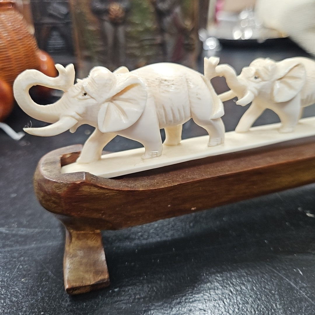 Figurine