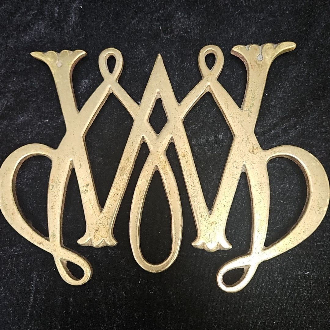 VA Metalcrafters Trivet