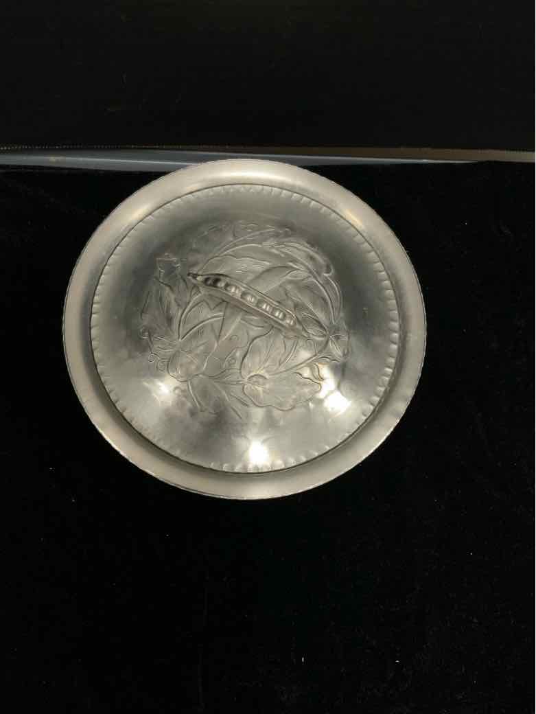 Everlast Metal Serving Dish