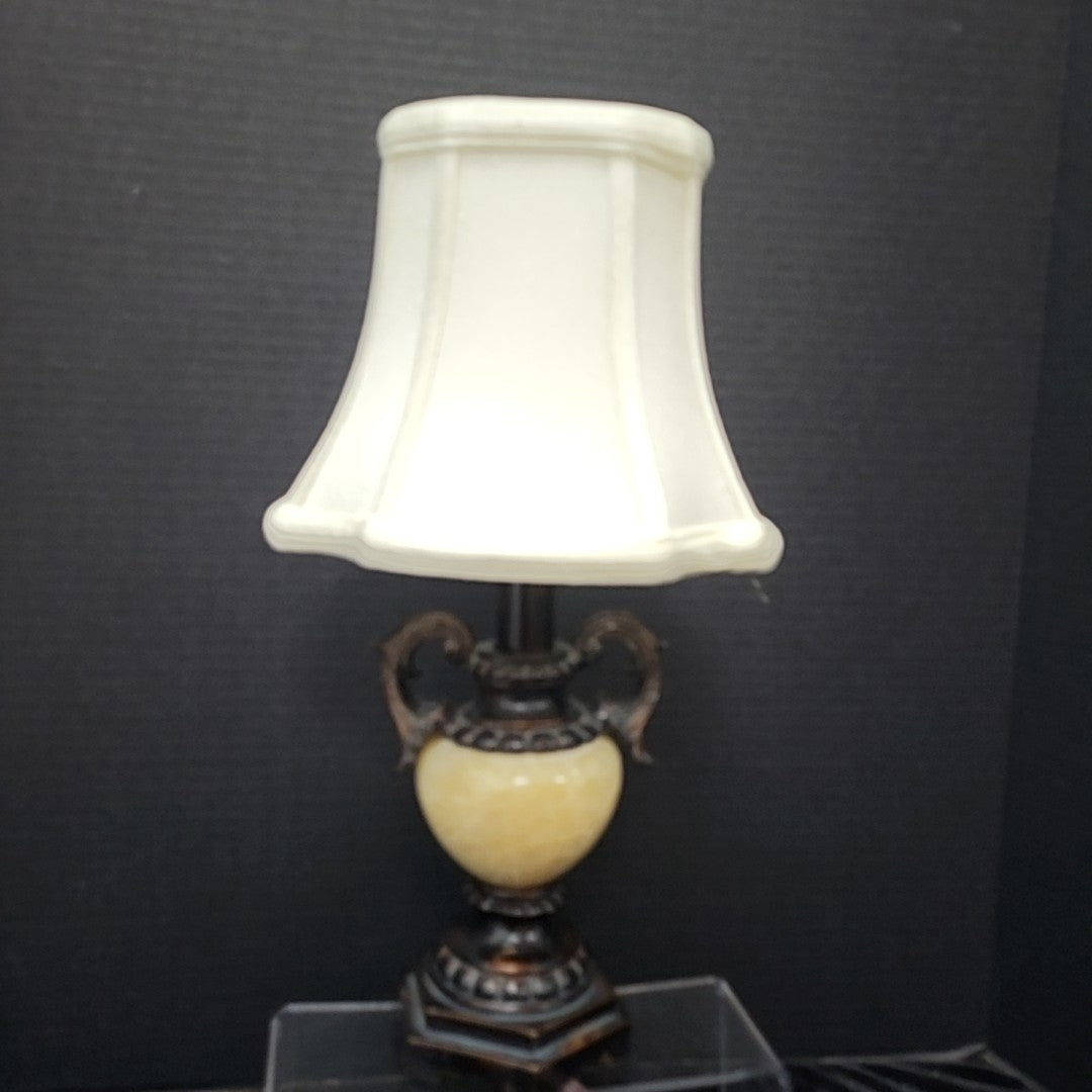 Unbranded Lamp with Shade