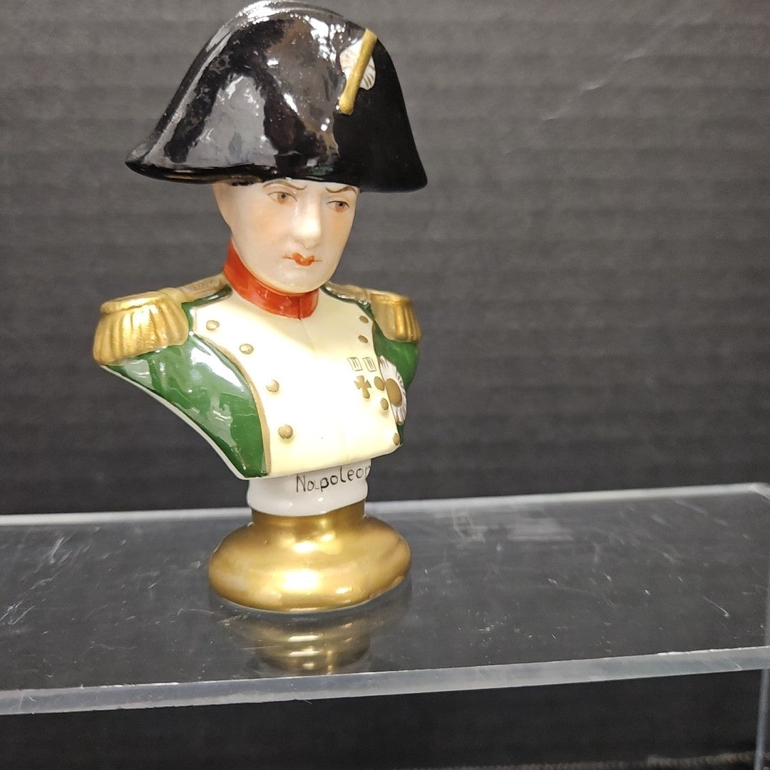 Rudolf Kammer Figurine