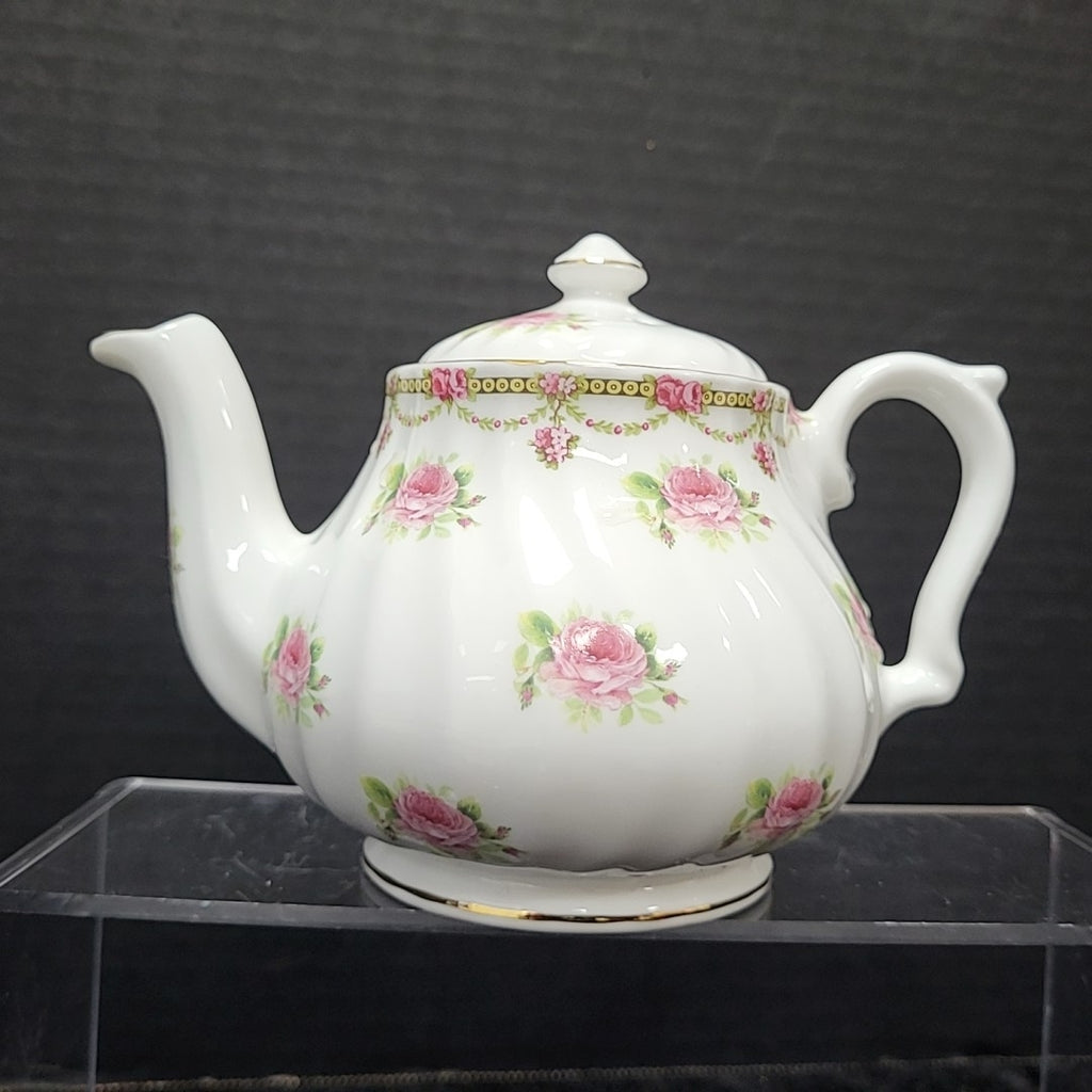 Royal Patrician Tea Pot