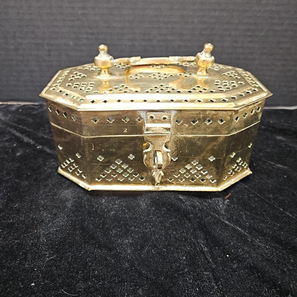 Cricket Box