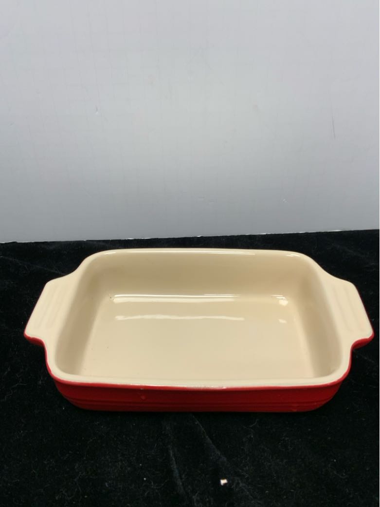 Le Creuset Baking Dish