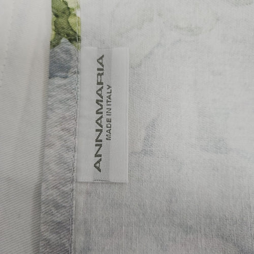 Anna Maria Table Runner