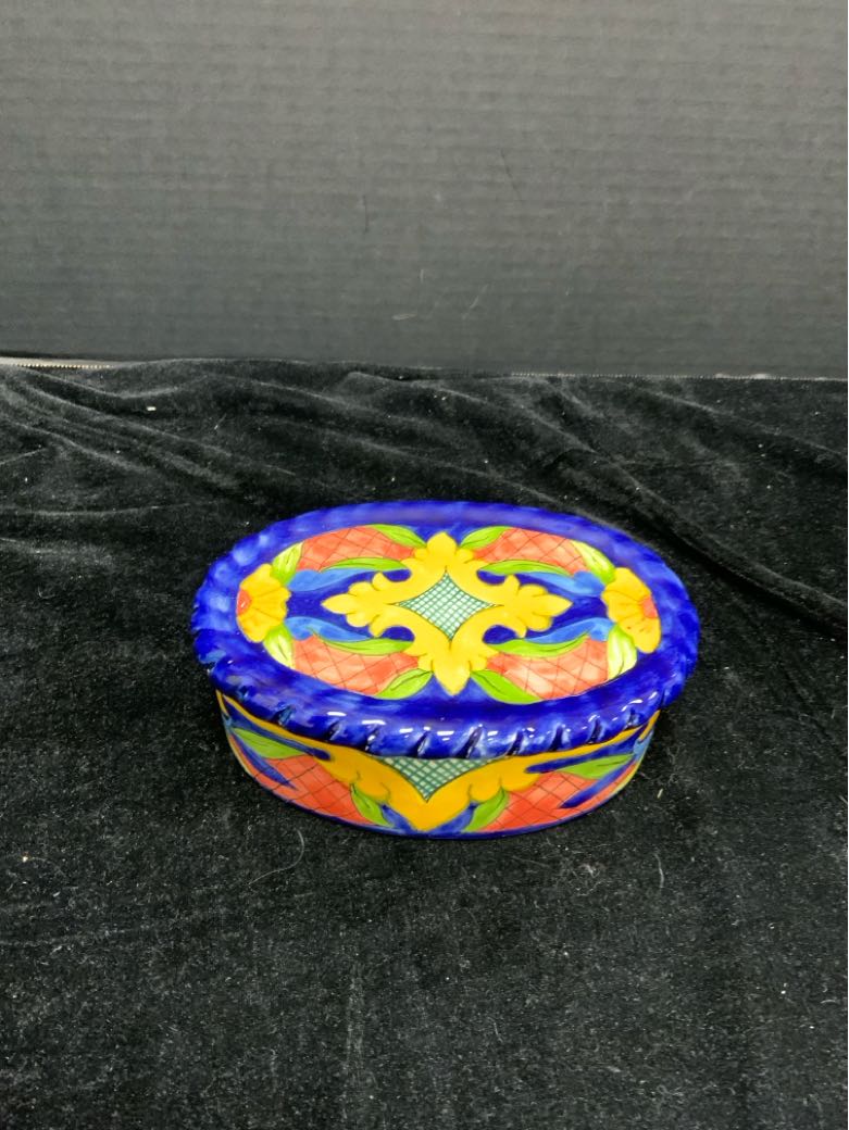 Artisan Lidded Box