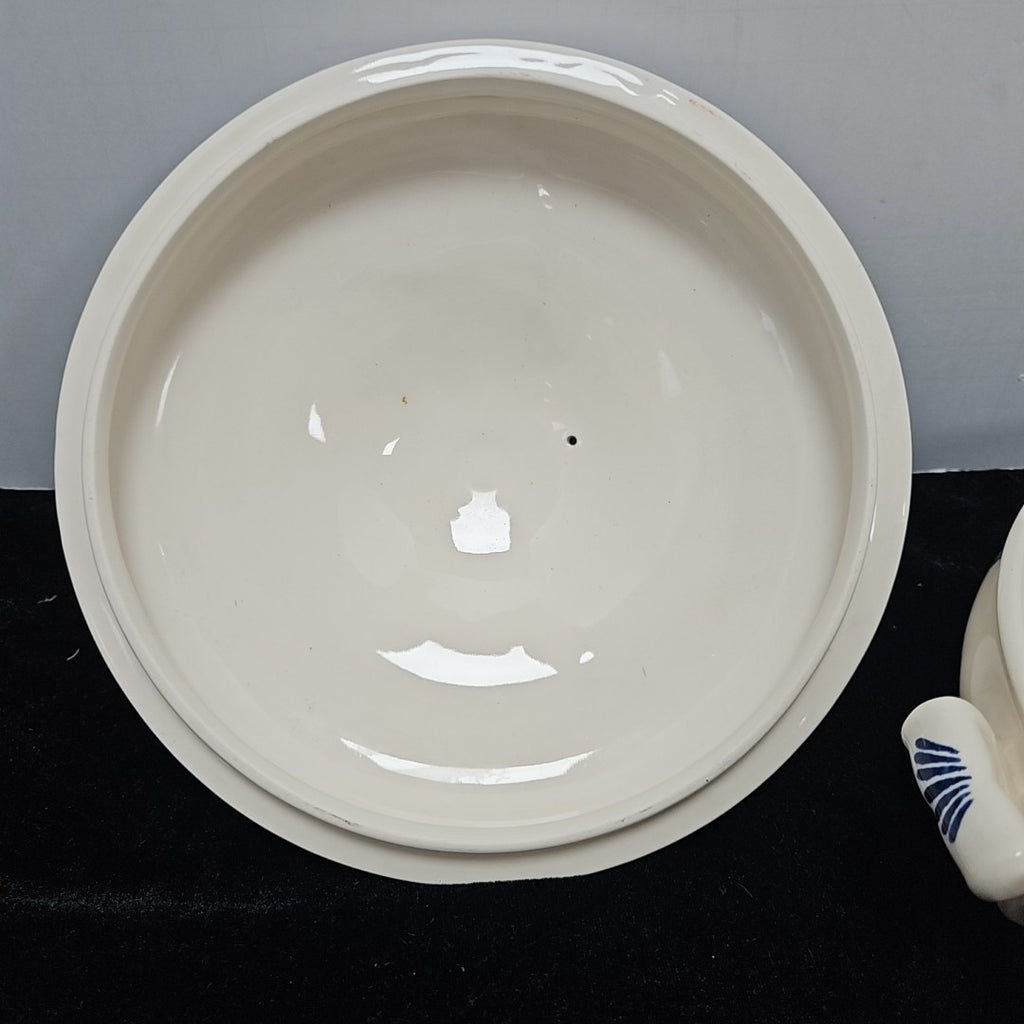 Wedgwood Covered Vegetable Bowl