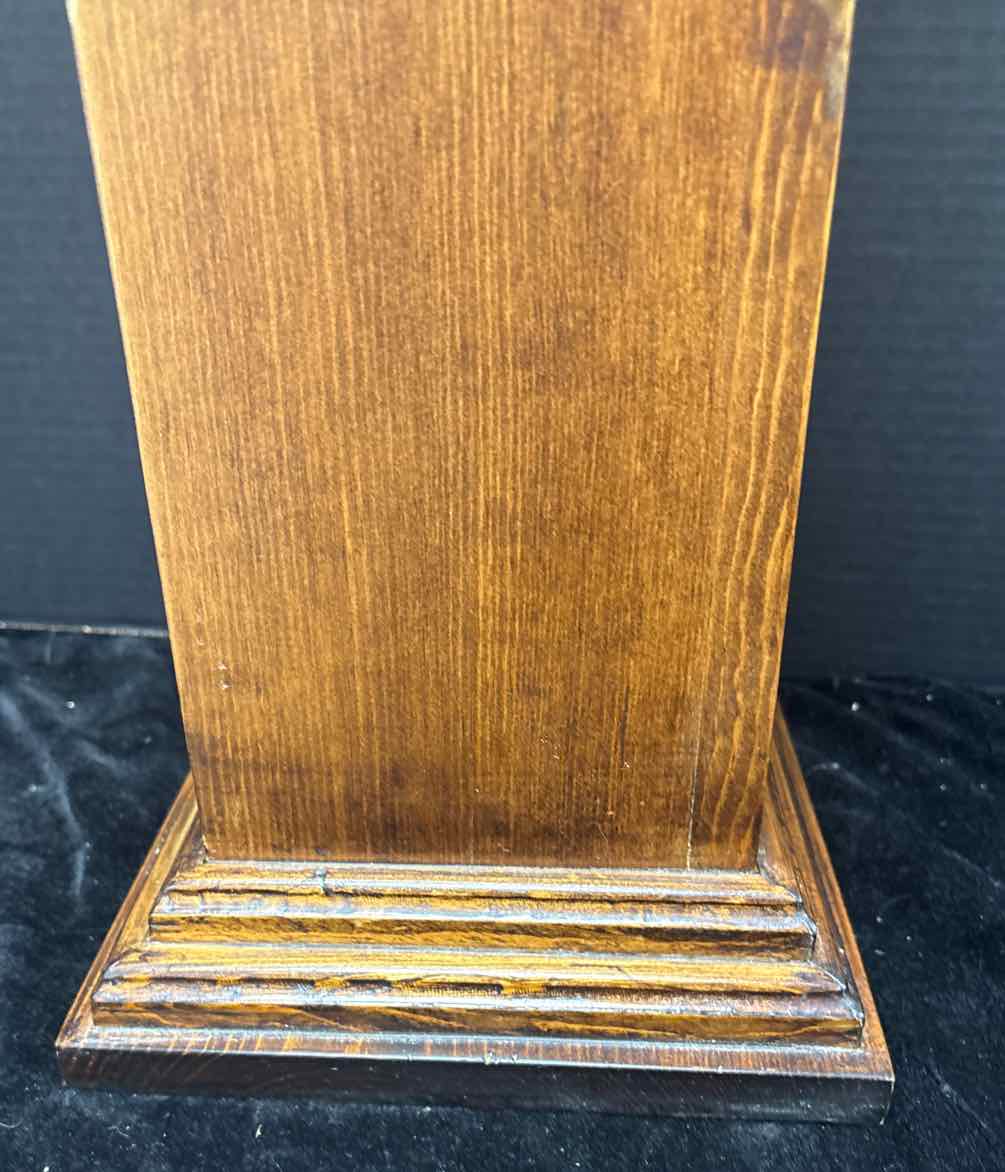 Pedestal