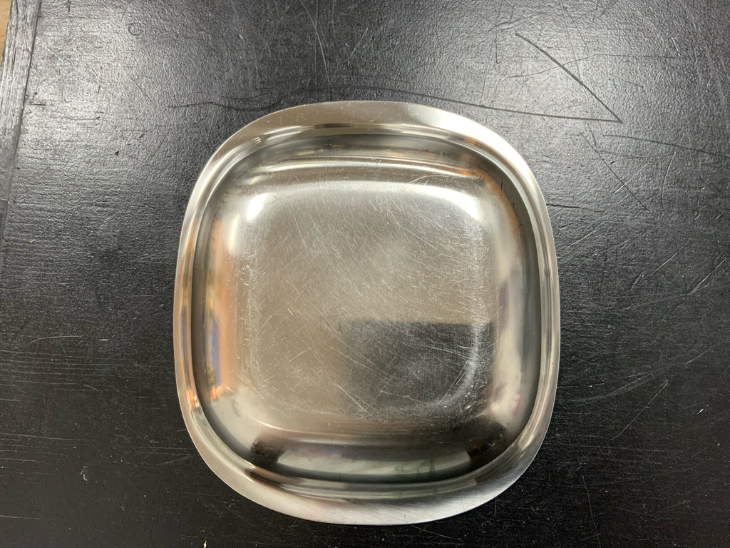Tray